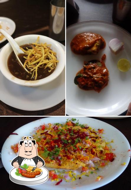 Food at Samruddhi Pure Veg Hotel,Mahad