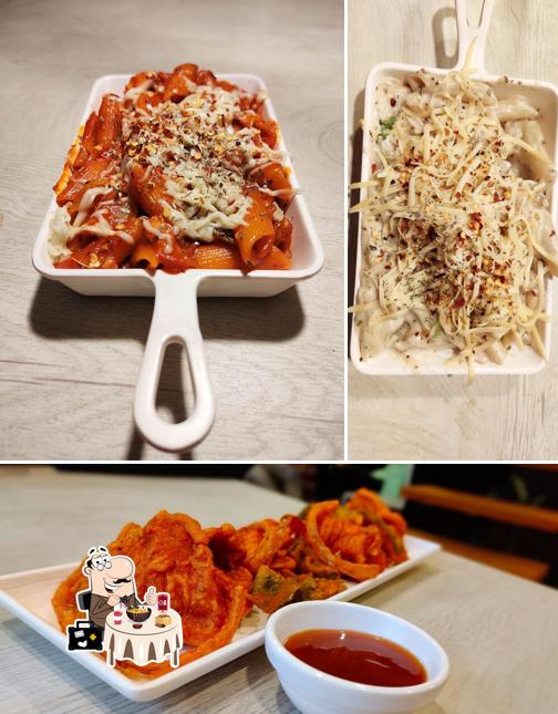 Food at Ullash De Cafe