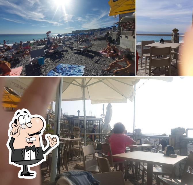 Tra le diverse cose da Stelli sul Mare si possono trovare la interni e esterno