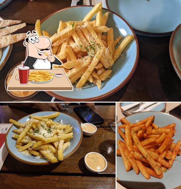 French fries at Independence Brewing Company - Balewadi High Street
