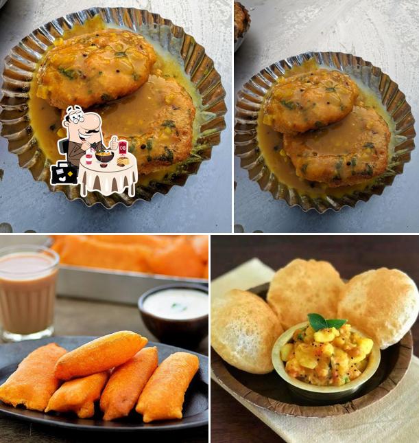 Food at Meera coffee bar (Since 1974)