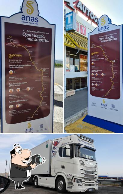 Vedi questa foto di Autogrill Frascineto Est