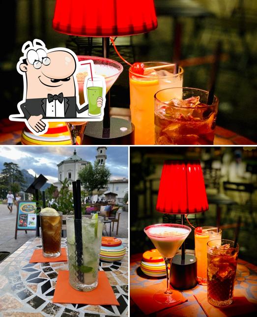 Goditi un drink a Cafè' Del Deseo