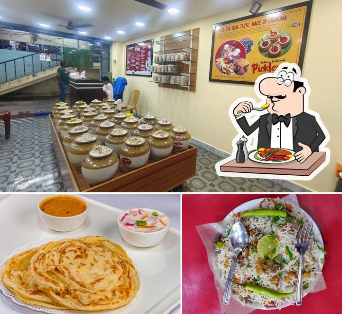 Meals at PICKLE MART