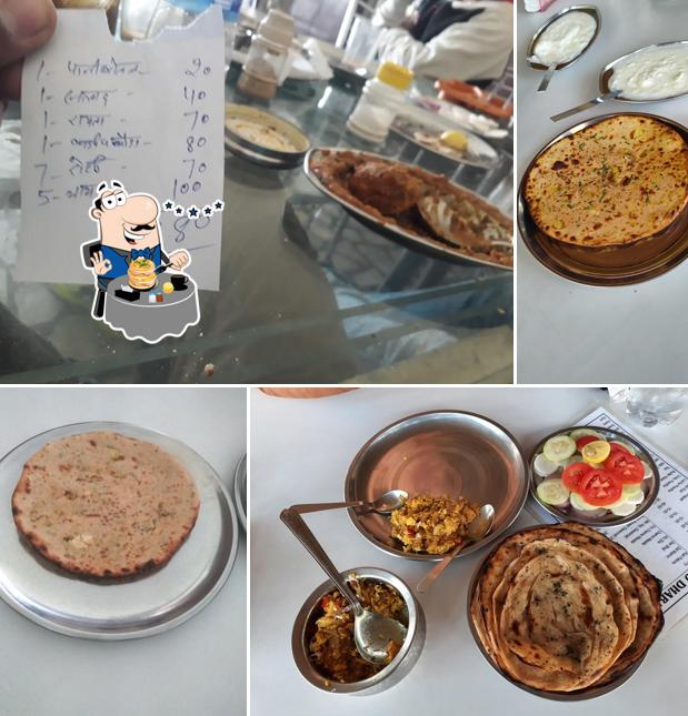 Food at Brar Dhaba