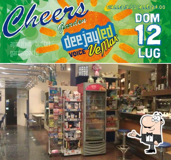 Gli interni di CheersBar