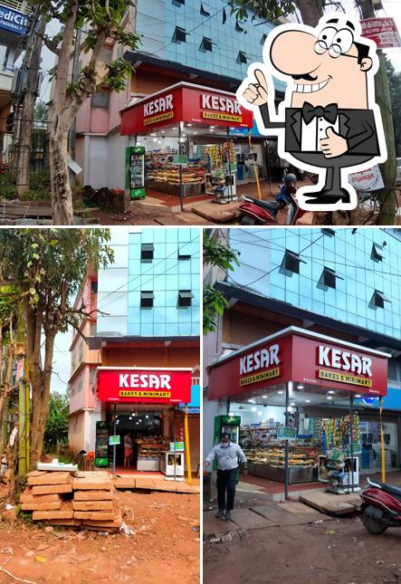 Kesar Bakes & Minimart, Pilathara