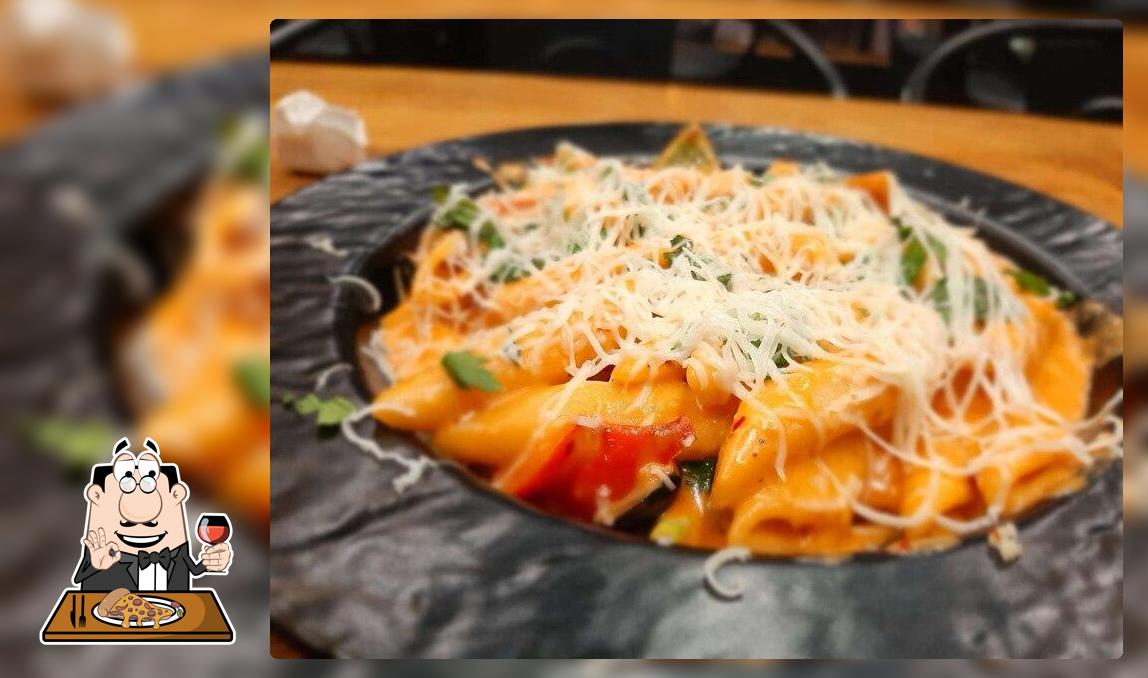 SMOKEYS Coal Fired Pizza