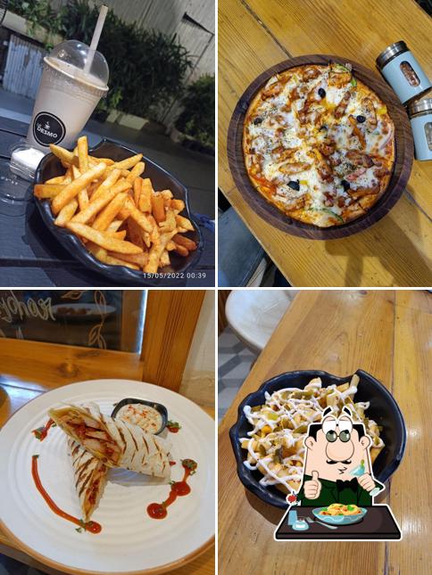 Food at Café Desmo
