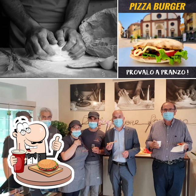 Prova un hamburger a La Mandragola di San Giorgio (TO)