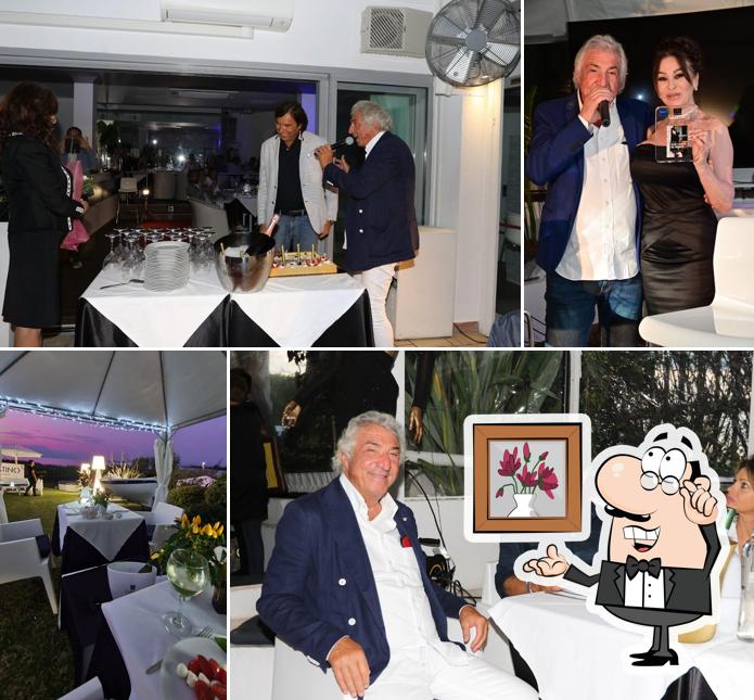 Siediti a un tavolo di Sestino Beach