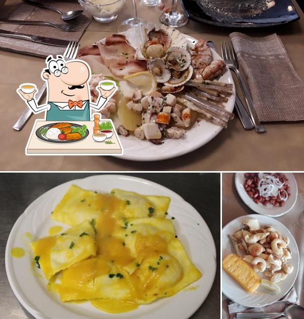 Platti al Trattoria Casalinga alla Fonte