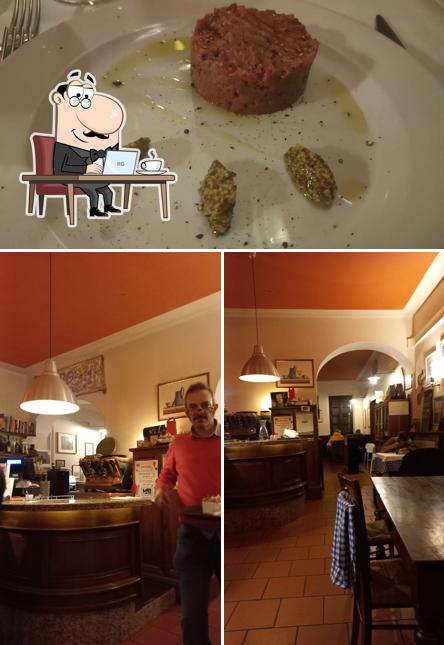 La foto della interni e cibo di Osteria Degli Archi