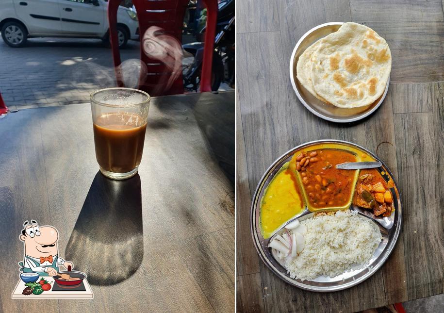 Chicken curry at Himchali dhaba