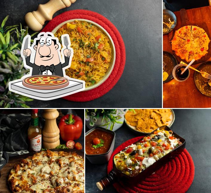 Try out pizza at Drama cafe & kitchen