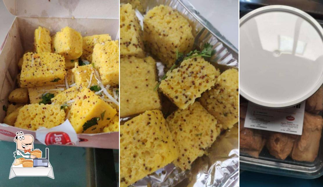 Garlic bread at Jagdish Farshan Pvt. Ltd