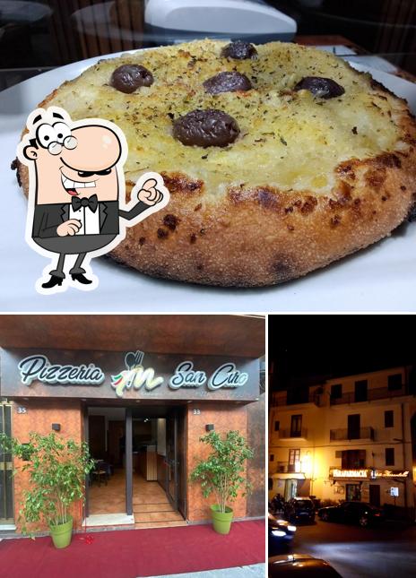 La interni e cibo del ristorante