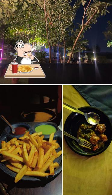 French fries at Black Mamba