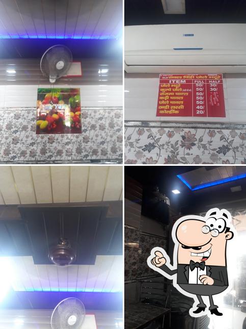 The interior of Rawalpindi Chole Bhature