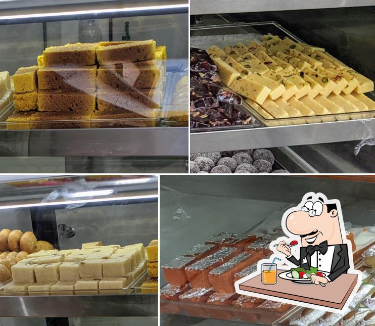 Food at Kumbakonam Murari Sweets