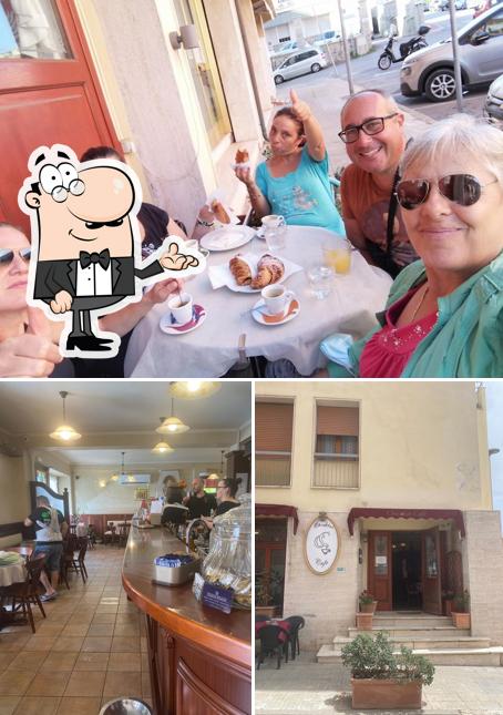 Gli interni di Bar La Maddalena Chocolate Cafe'