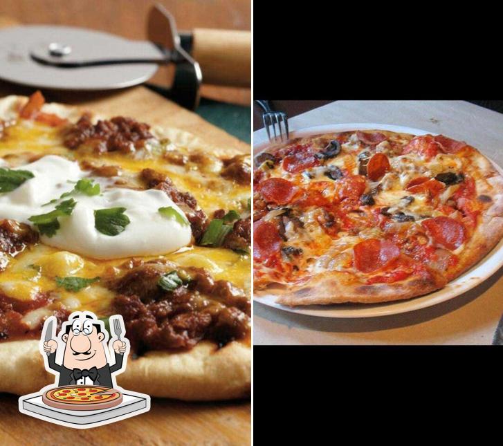 Pick pizza at NFC Q'ba