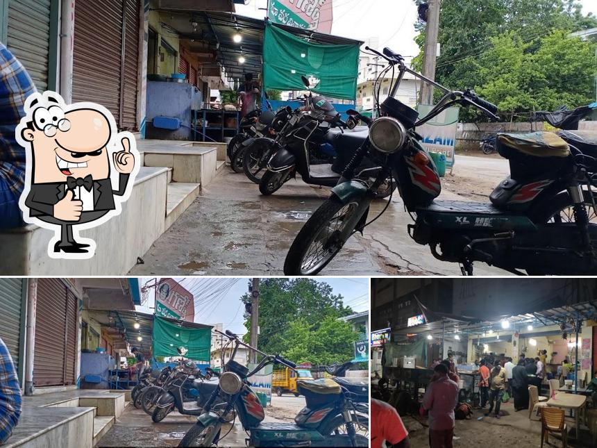 Here's a photo of Ganesh Babai Hotel