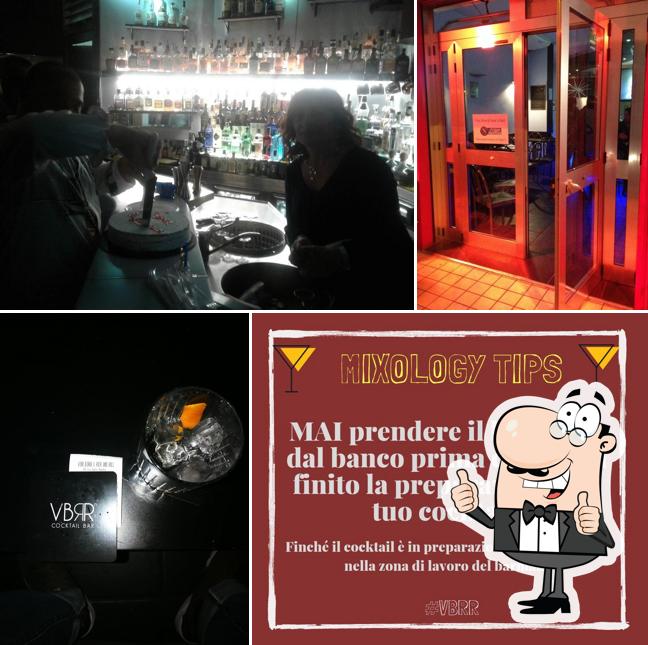 Vedi questa immagine di Vino birra e rock & roll
