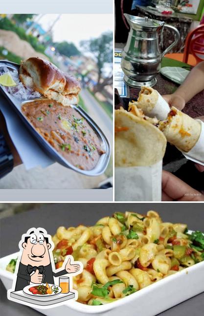 Food at APNA FAST FOOD DUMKA