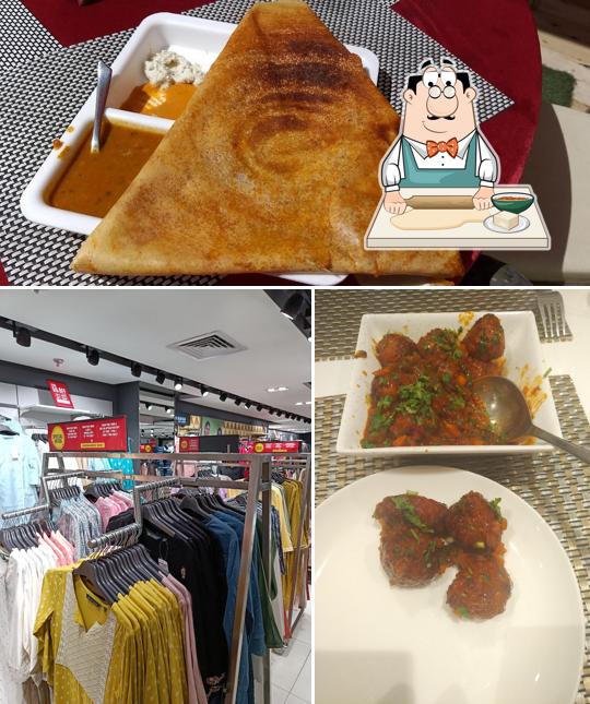 Samosa at Purnam Mall