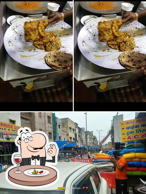 Food at sardar ji meat Wala Azad market