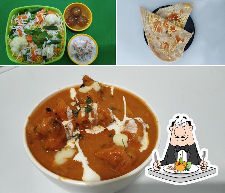 Food at Eato Express