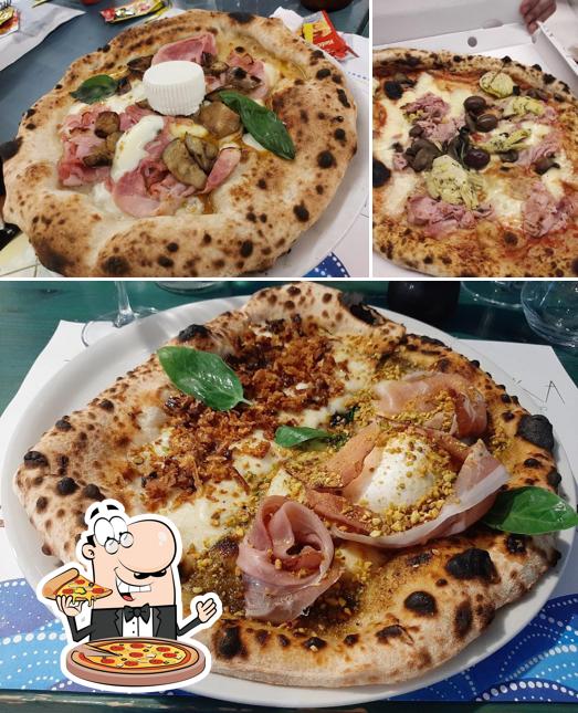 Ordina una pizza a Oasi Azzurra