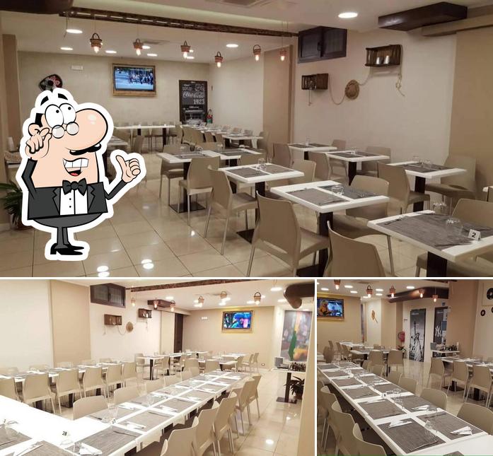 Gli interni di Pizza uno via sammartino