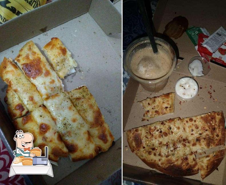 Garlic bread at B N G- Burger N Grill's By Home Pizza