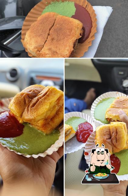 Food at HL Vadapav