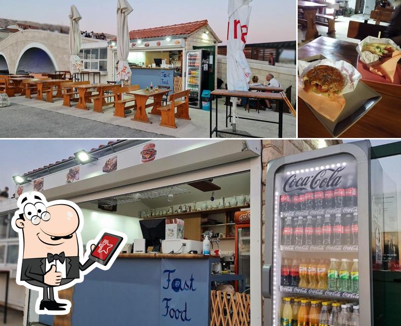 Guarda la immagine di Medo Food Pag