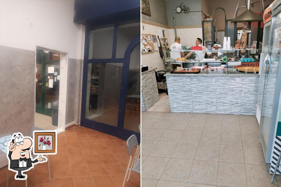 Dai un'occhiata agli interni di Karim
