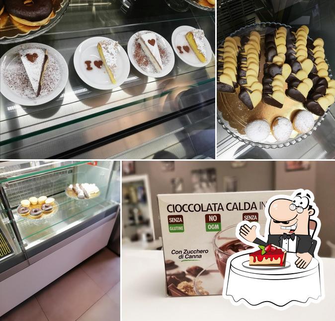 Bar Cliché offre un'ampia varietà di dessert