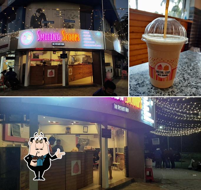 Smiling Scoops.Ice-cream Dessert Hub offers a variety of drinks