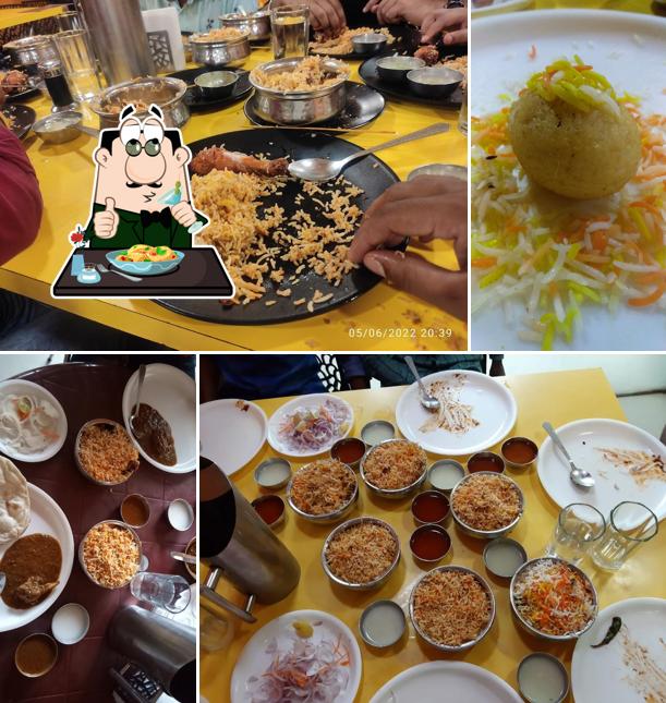 Food at Murg Massallam