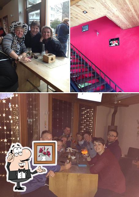 La foto della interni e bancone da bar di Talstation Bar