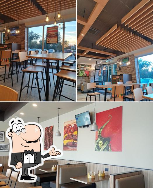 Dai un'occhiata agli interni di Burger King Cislago