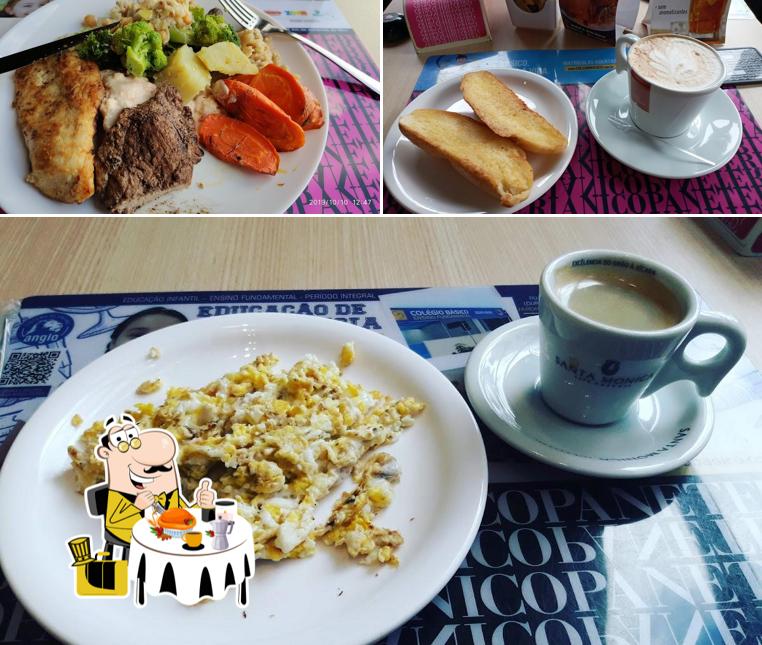 Platos en Nico Paneteria