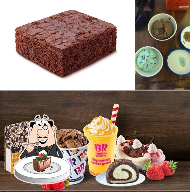 Chocolate cake at Baskin Robbins - Ice Cream Desserts