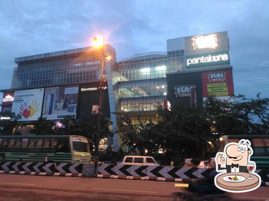 Food at Eat n Sip Hot Food at Eat n Sip Hot