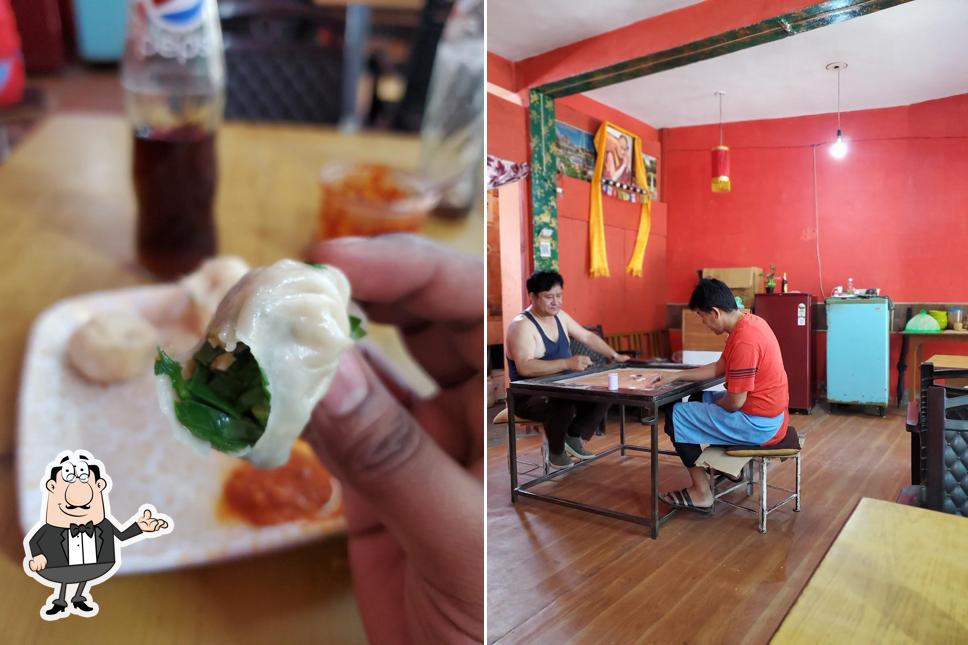The interior of Cholsum united Restaurant