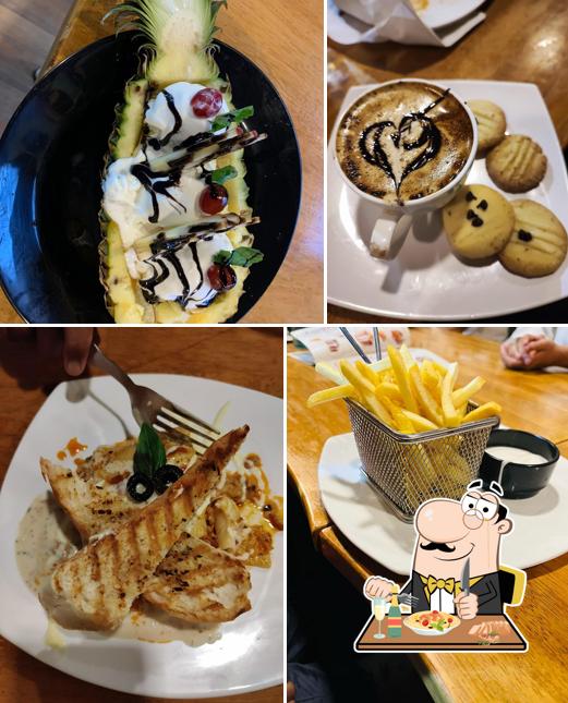 Food at Meen@s Cafe & More