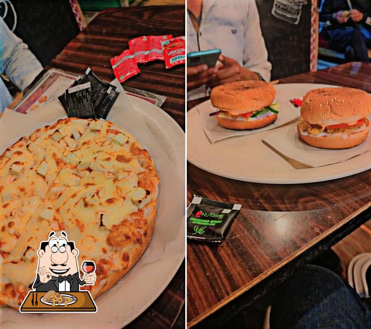 Order pizza at Pizza King