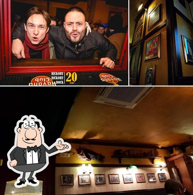 Dai un'occhiata agli interni di Pub Hickory Dickory Dock